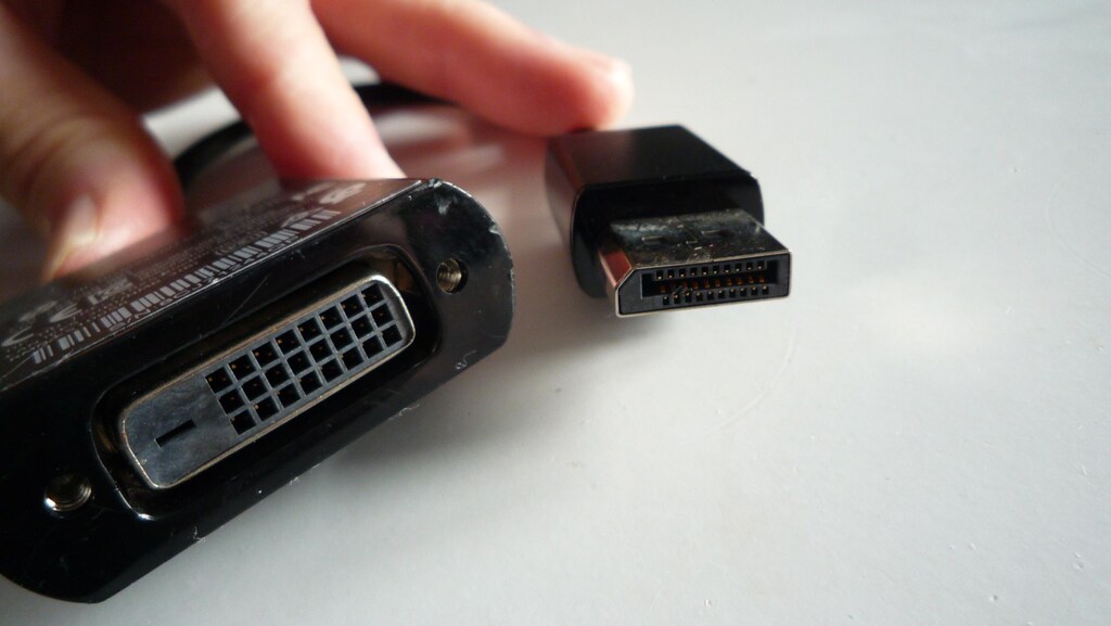 Orijinal HP DisplayPort to DVI Dönüştürücü - 3