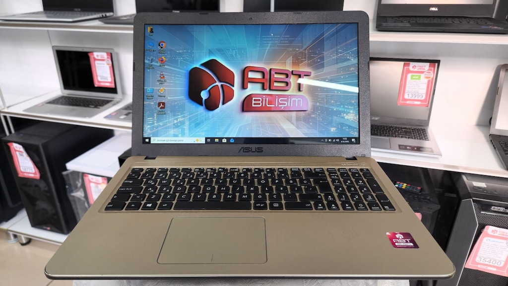 ABT BİLİŞİM – ASUS i5-8250U 12 GB RAM 240 GB SSD MX110 2 GB 15.6" - 2
