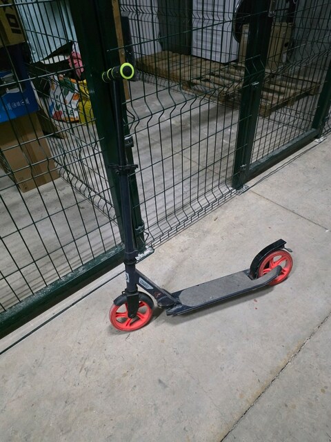 Oxelo scooter