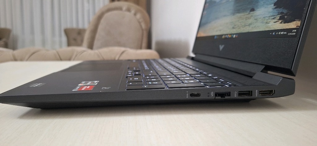 HP Victus oyuncu laptopu 16 gb RAM mouse ve klavye hediye - 14