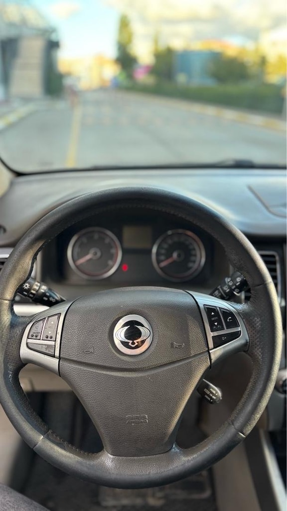Ssangyong Korando 4x2 Otomatik 189.000 km Emsallerine Göre Çok Temiz - 13