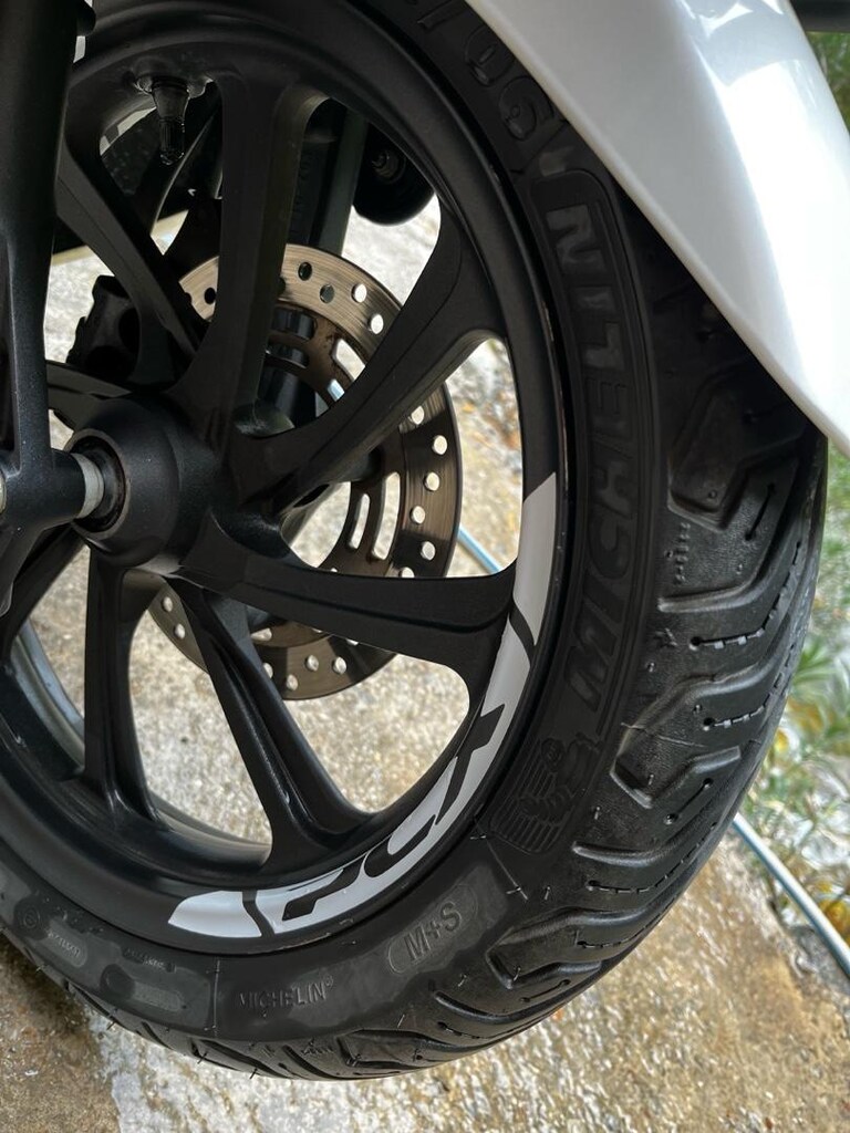 HONDA PCX - 9