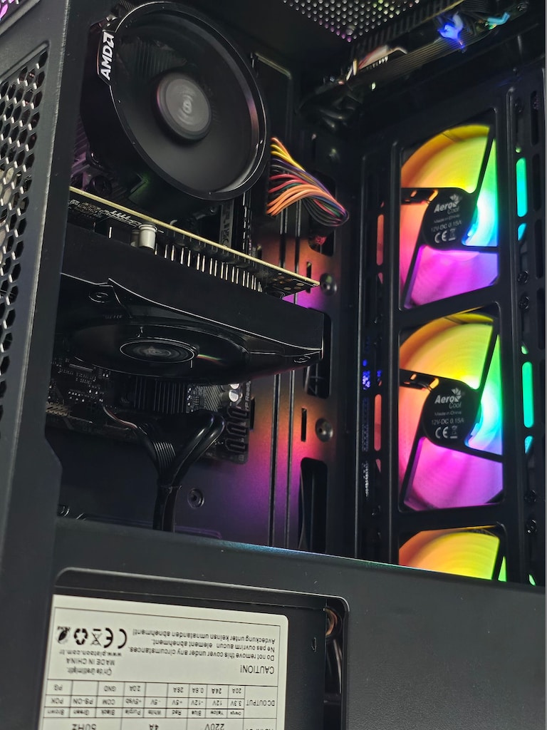 Ryzen 5 1600 - GTX 1050 TI 4GB - 16GB RAM - 512GB M.2 SSD - 5