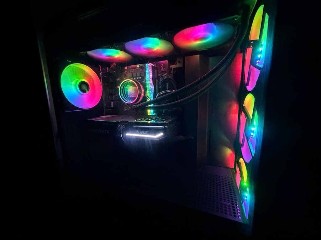 Gaming Set | RTX 4060 8GB | i7-10700F | 64GB RAM | Odyssey G5 32” - 2