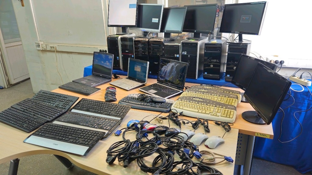 Bilgisayar monitör notebook klavye ve mauslar - 7