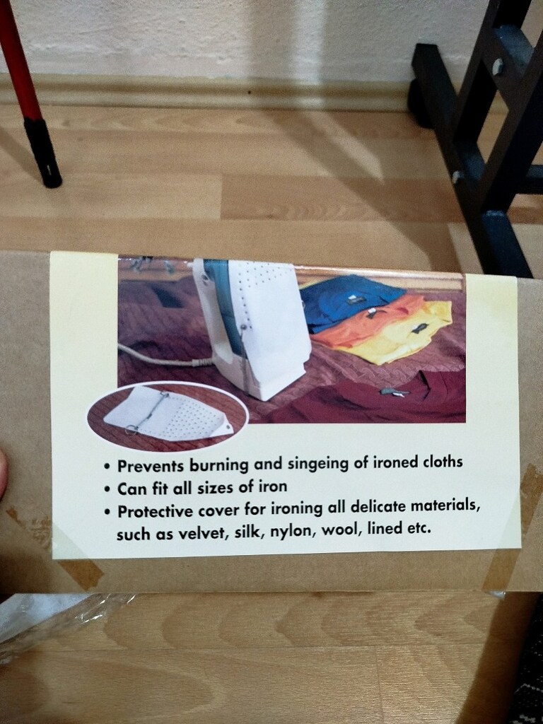 Sıfır kutusunda yurtdışından alındı ütüleme sırasında kumaş koruyucu. - 2