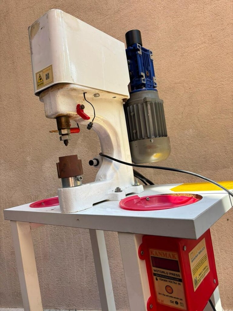 Motorlu Çıt Çıt Makinası Çelik Gövde - 6