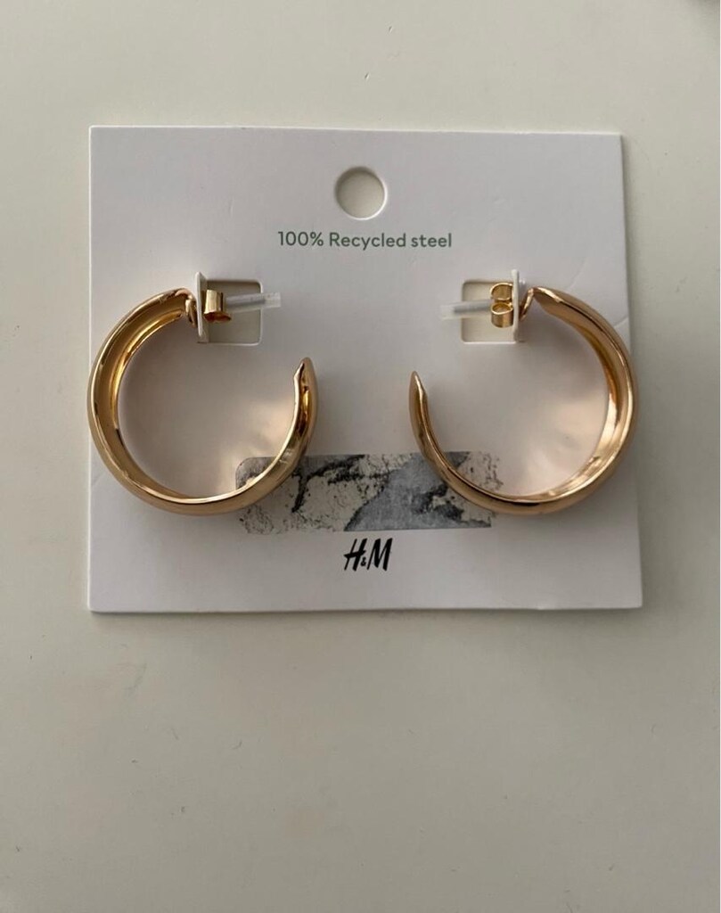 H&M küpe