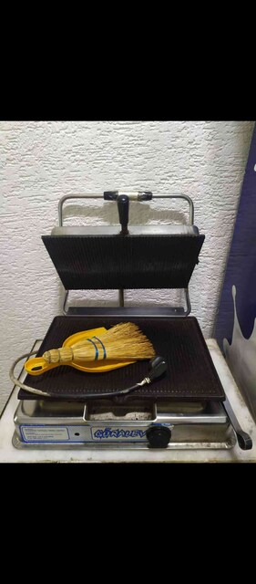 ELEKTRİKLİ ENDÜSTRİYEL TOST MAKİNESİ 8-10 DİLİM EKMEK