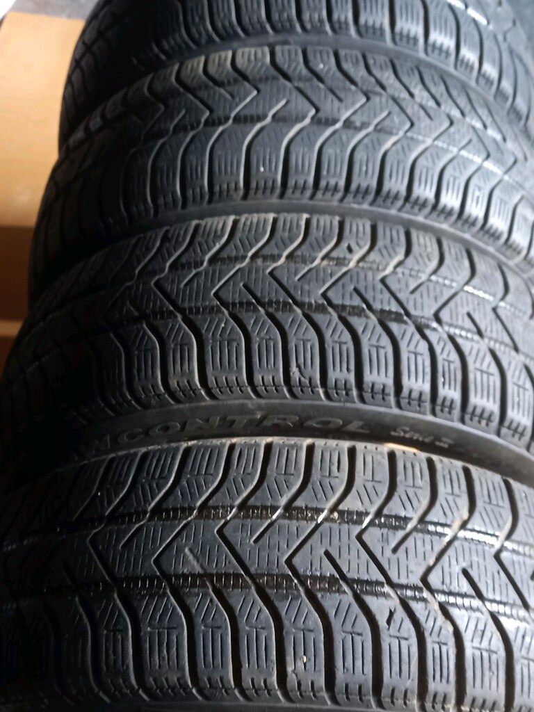 185/60R15 PRELLI marka ihtiyaç fazlası,temiz 4 adet kışlık lastik. - 2