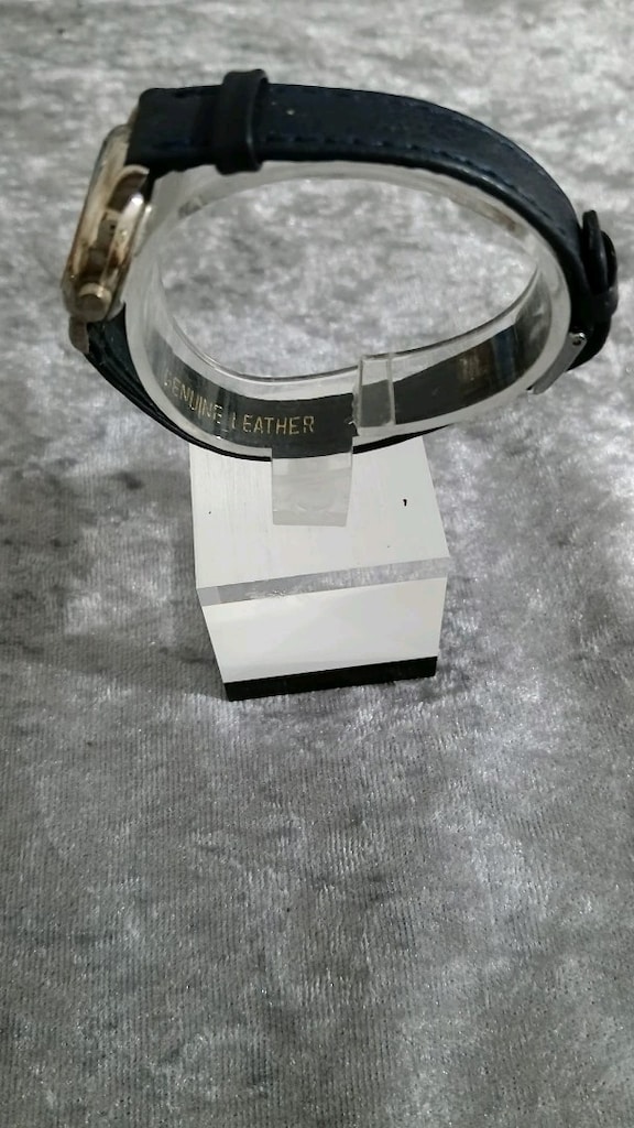Vintage bayan kol saati Swiss made - 2