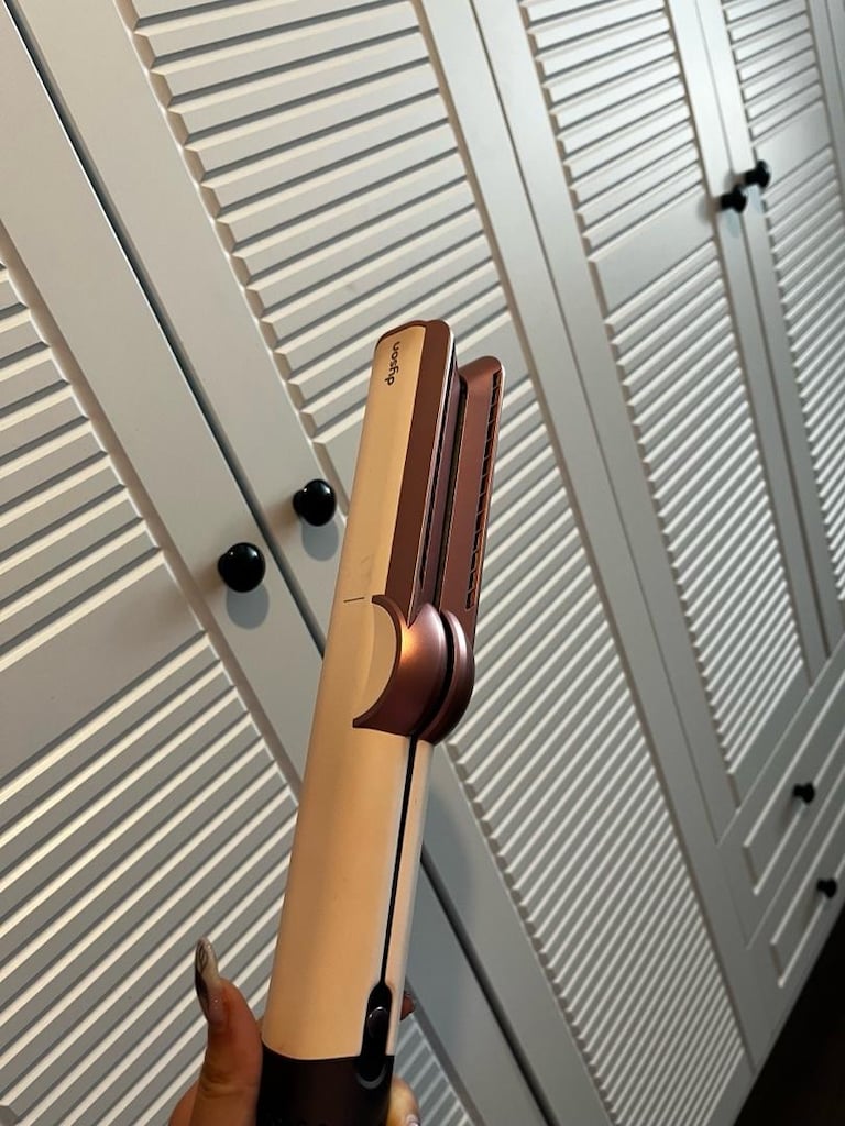 Dyson Airstrait - 2