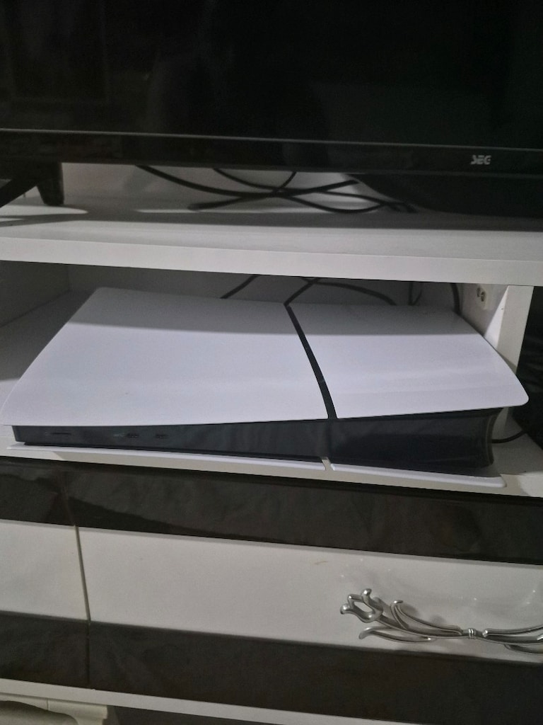 PlayStation 5 - 2