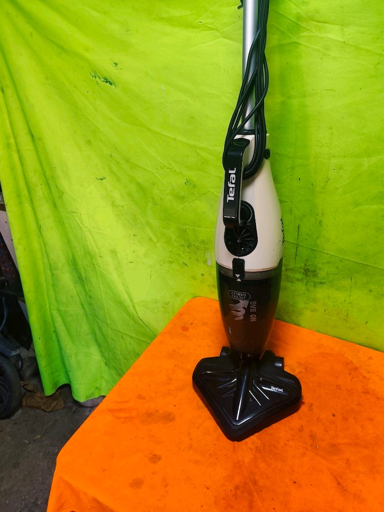 Tefal marka dik süpürge - 2