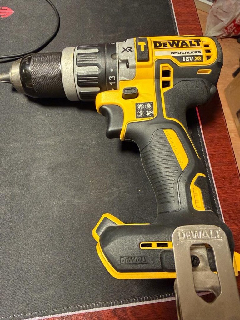 Dewalt DCD796NT 18V Li-ion Akülü Kömürsüz Darbeli Matkap Vidalama - 3