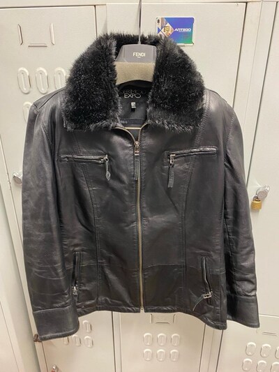 Derimod kadın mont kuzu derisi XL