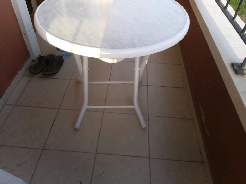 yuvarlak üzeri Mermer Desenli katlanır masa - 2