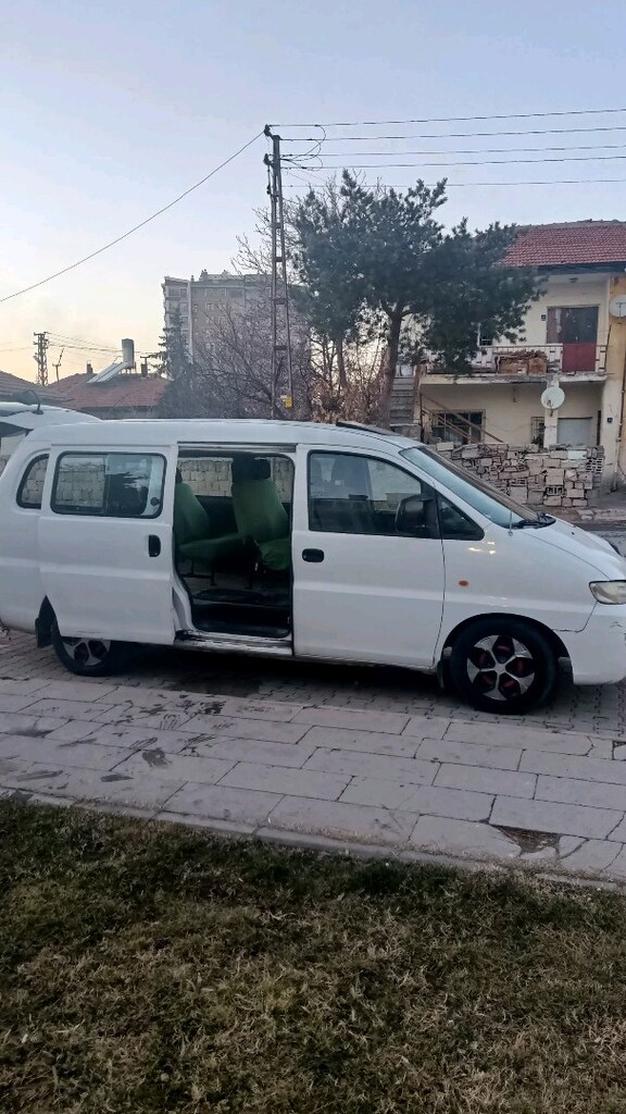 ACİL İHTİYAÇTAN SATILIK Temiz Hyundai Starex - 7
