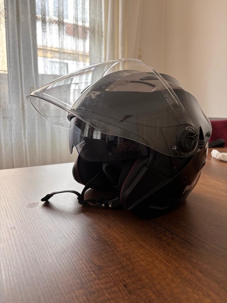 Gözüm gibi baktığım kask satılık