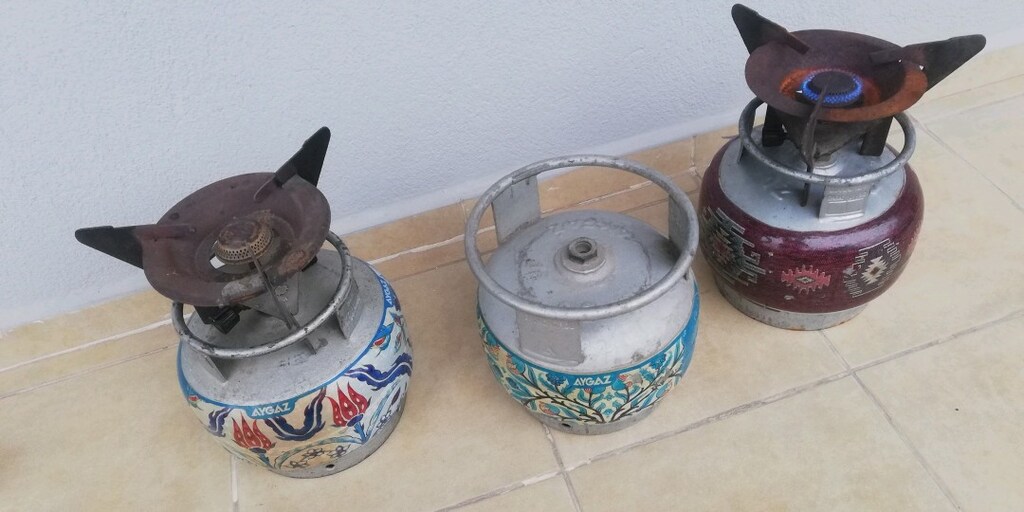 3 Adet var birisi dolu yanıyor - 2