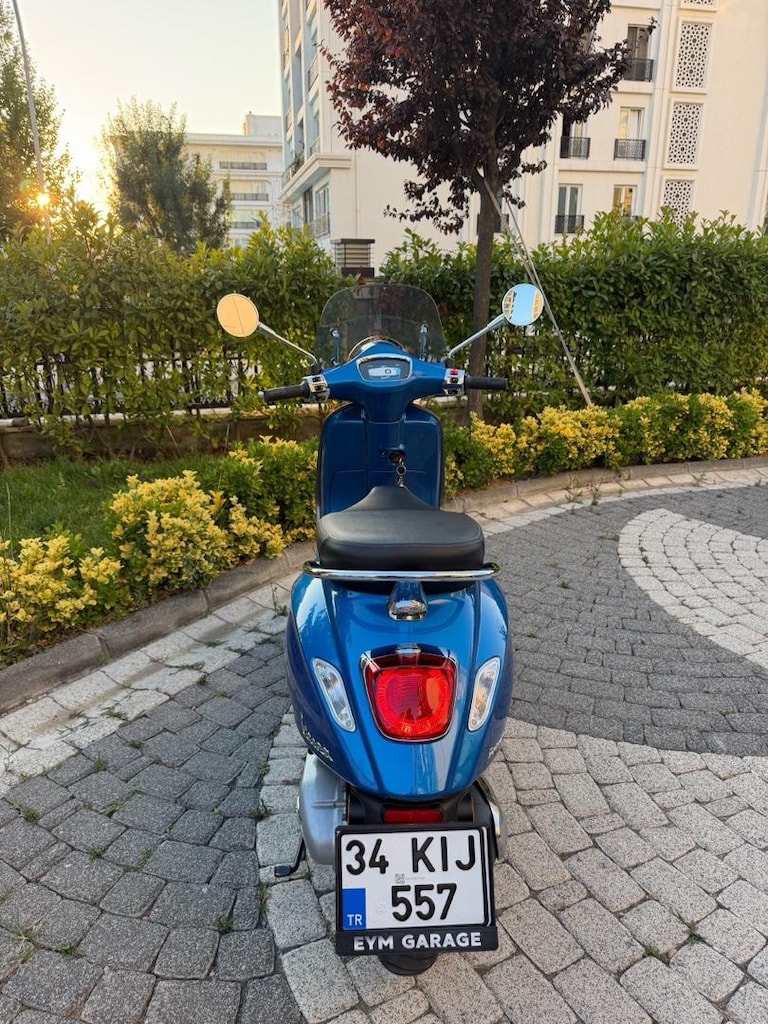 2022 Vespa Primavera 150 S Mavi 8.500 KM - 8