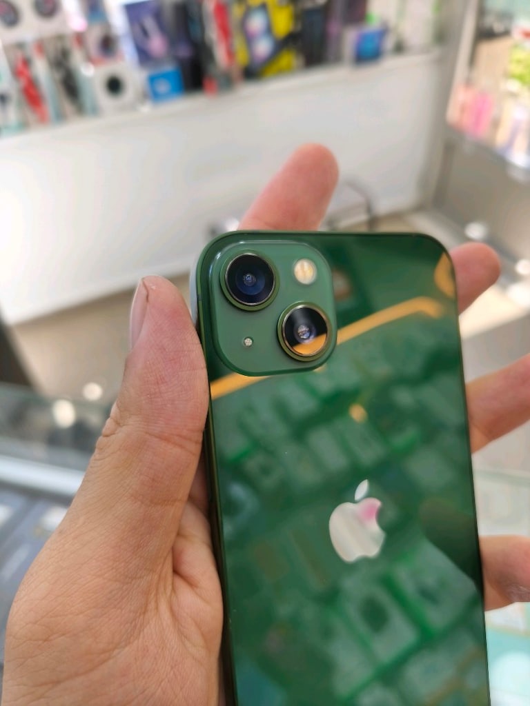 iPhone 13 TR Yeşil - 2