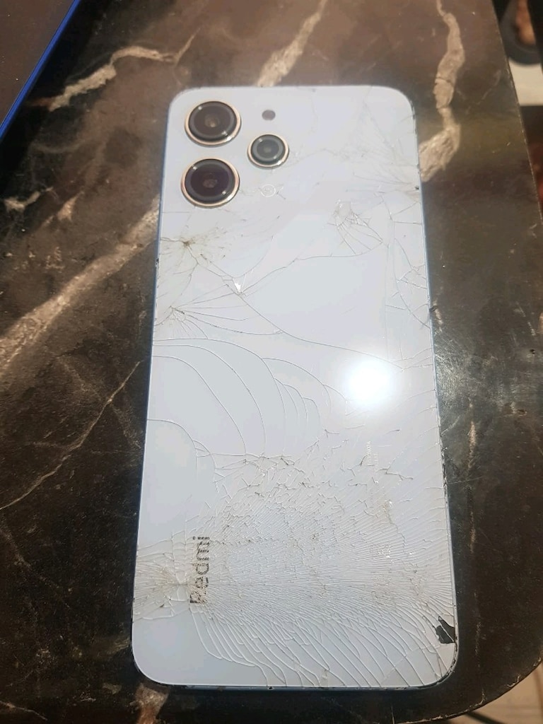 REDMİ 12 EKRAN KIRIK,ANAKART SAĞLAM,PARÇA NIYETINE - 18