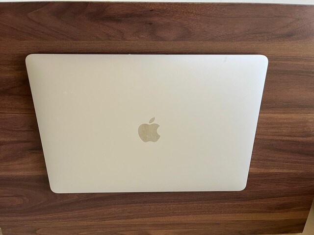 Apple MacBook Pro M1 8GB 494GB SSD 13.3" Retina