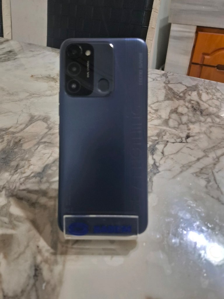 tecno spark 8 C hatasiz herseyide calişiyor 128 cgbyt - 2