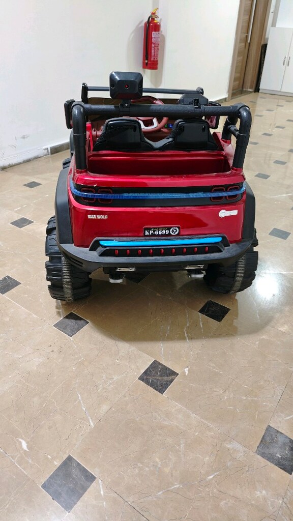 Ford 4 tekerden çekişli akülü araba - 8