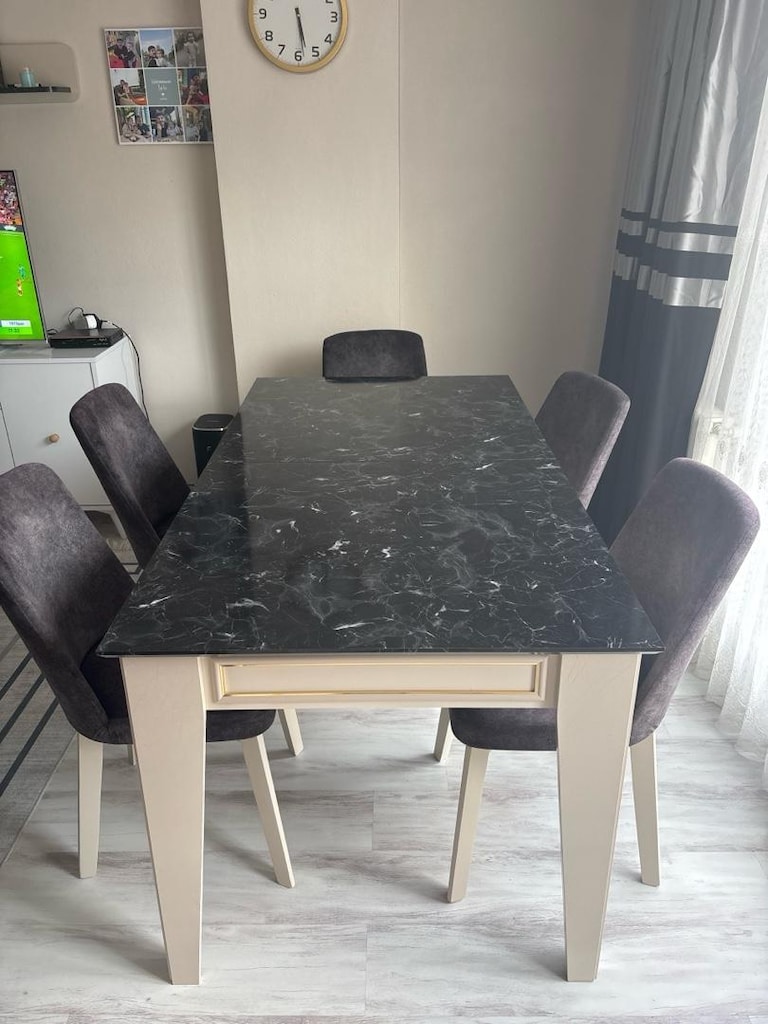 10 KİŞİLİK YEMEK MASASI