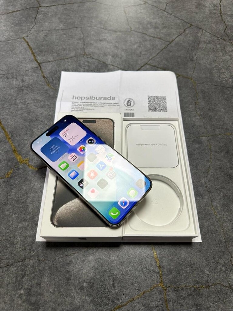 iPhone 15 pro max naturel titanyum kutulu faturalı hatasız çiziksiz - 9