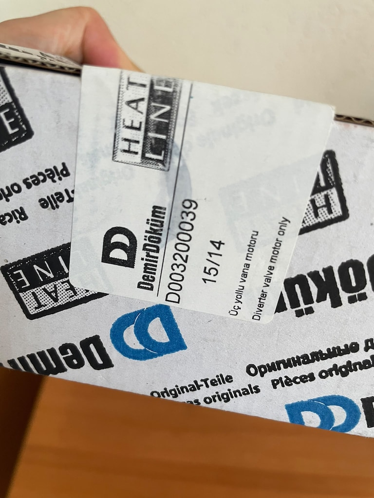 SIFIR Orijinal DemirDöküm Kombi Üç Yollu Vana Motoru D003200039 - 2