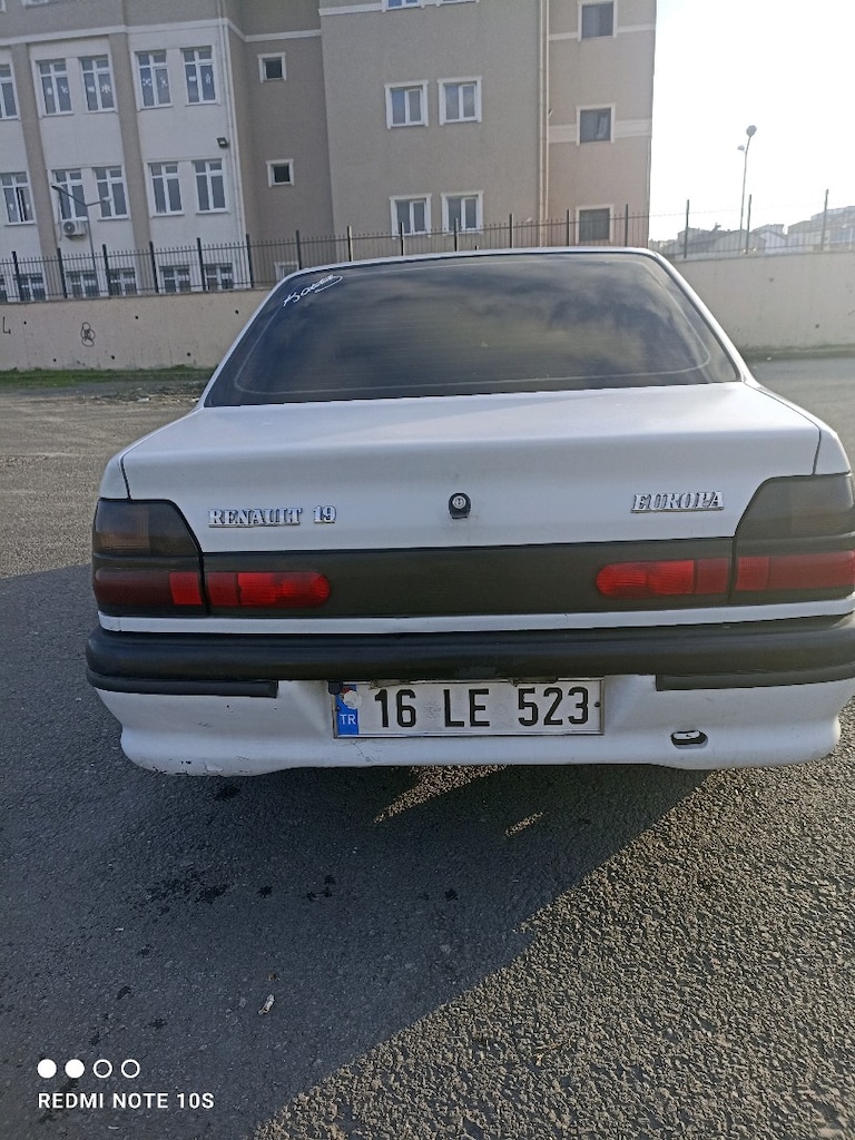 1995 MODEL 1.4 RN RENAULT 19 EUROPA - 2