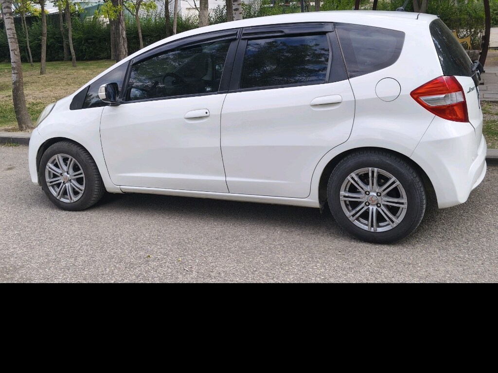 2012 LPG 1.4 otomatik Honda Jazz Joy.183. 000 km. - 2