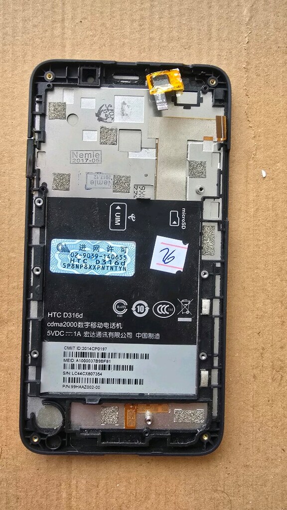 HTC marka telefona ait ekran ve ekranlar mevcuttur - 2