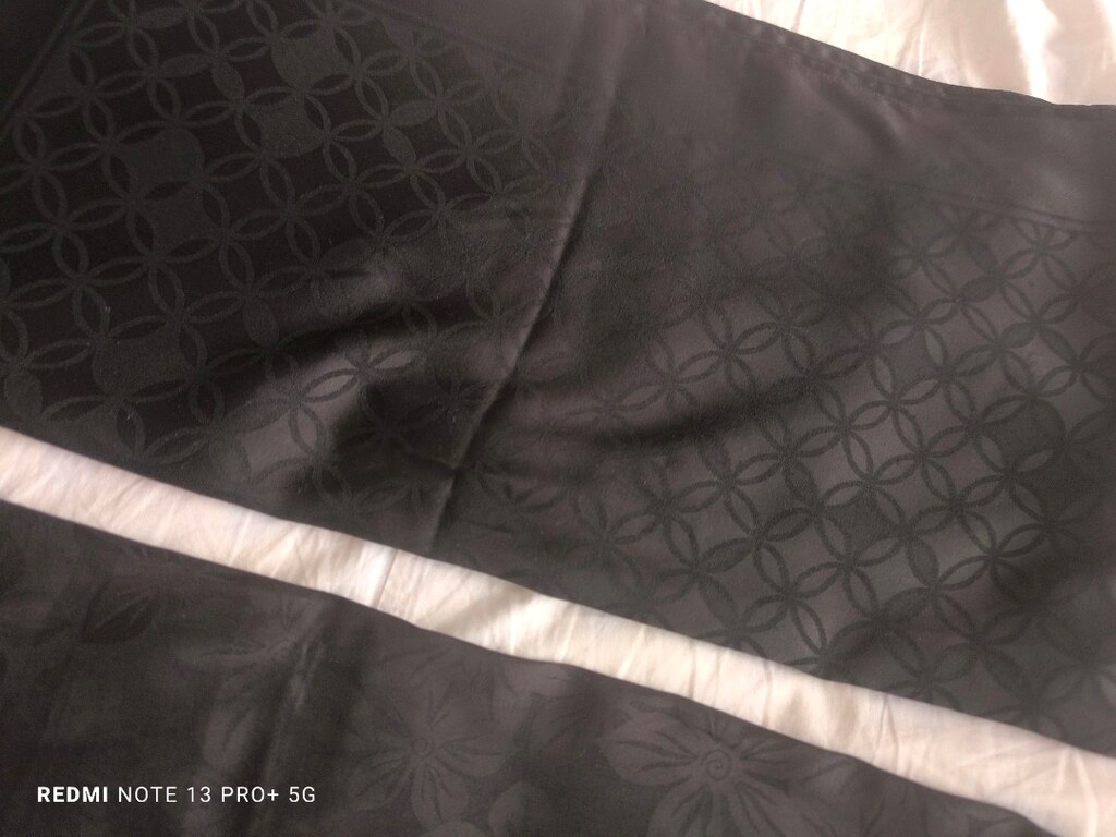 Üç adet eşarp - 3