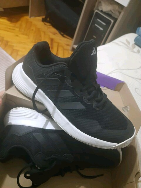 Adidas Spor Ayakkabı
