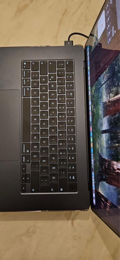 Apple MacBook M4 Air 15” - 6