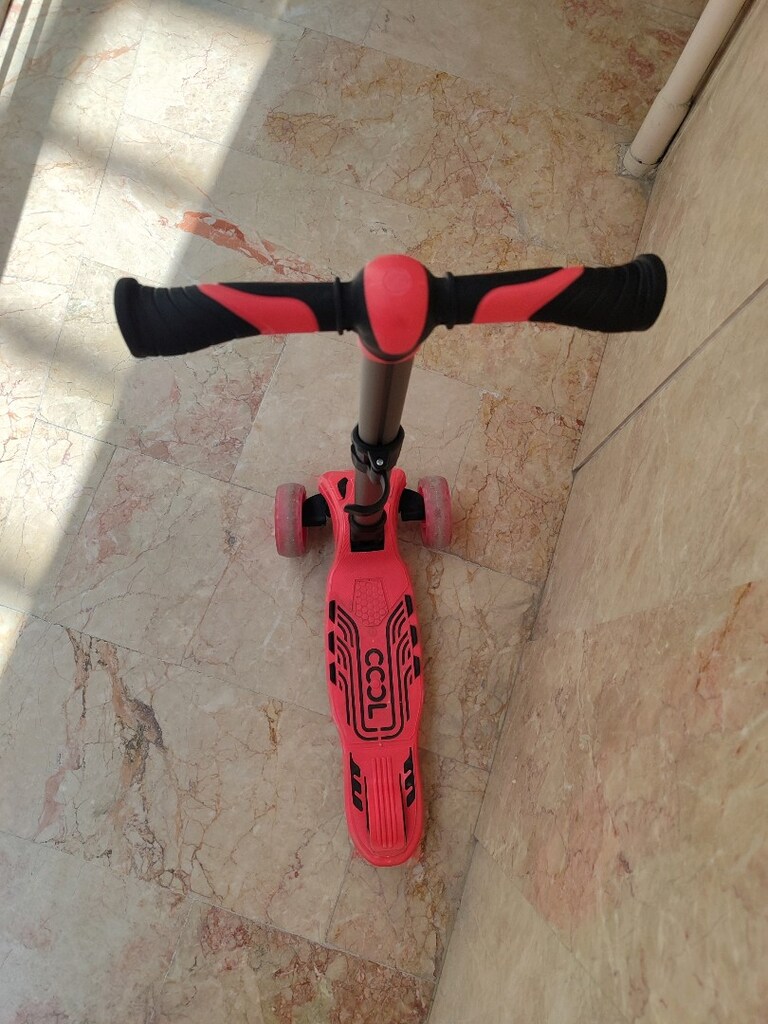 Cool Wheels 3 Tekerlekli Işıklı Maxi Scooter Pembe (Katlanabilir) - 10