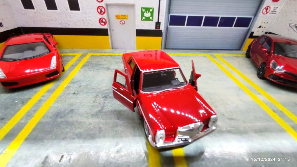 Mercedes E220 modeli metal diecast oyuncak araba - 4