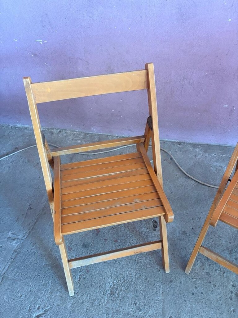 2 ad katlanır sandalye. iyi dumda . İst pendık - 4