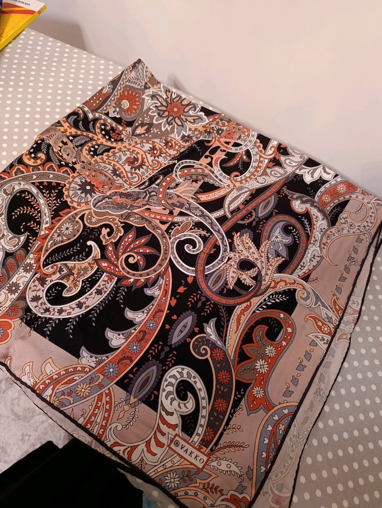 Vakko eşarp - 2