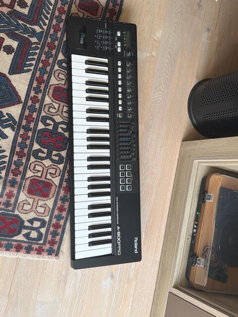roland a500 pro midi klavye