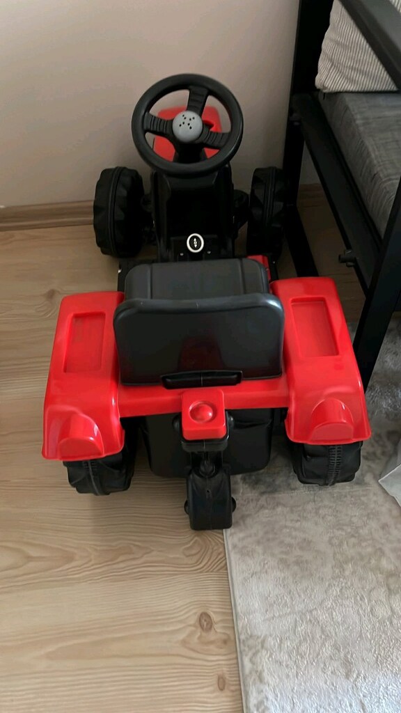 oyuncak traktör - 2