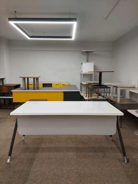 KLAS OFİS ÜSKÜDAR 150x75 BİREYSEL ÇALIŞMA MASASI (SIFIR ÜRÜN)
