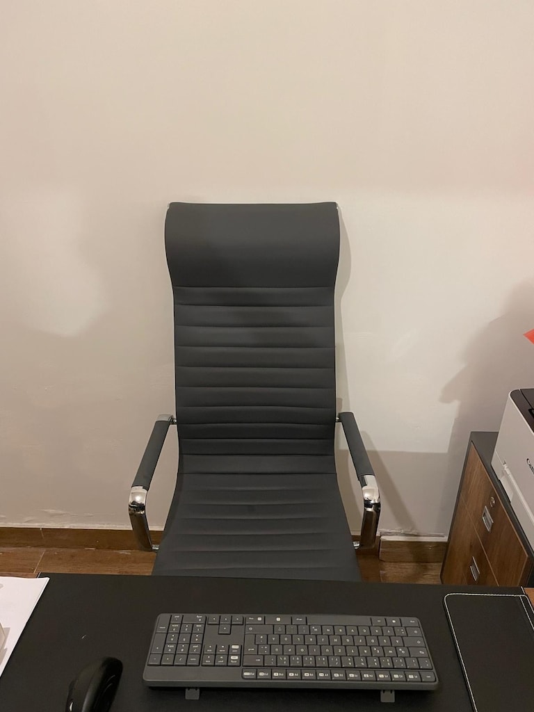 Ofis masasi ve sandalye - 4