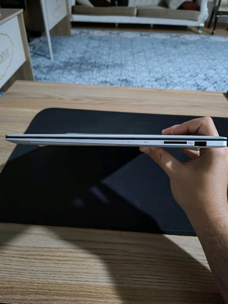 ASUS ZENBOOK S16 OLED | RYZEN AI 7 350 | 16GB | 1TB SSD | 3K 120Hz | - 7