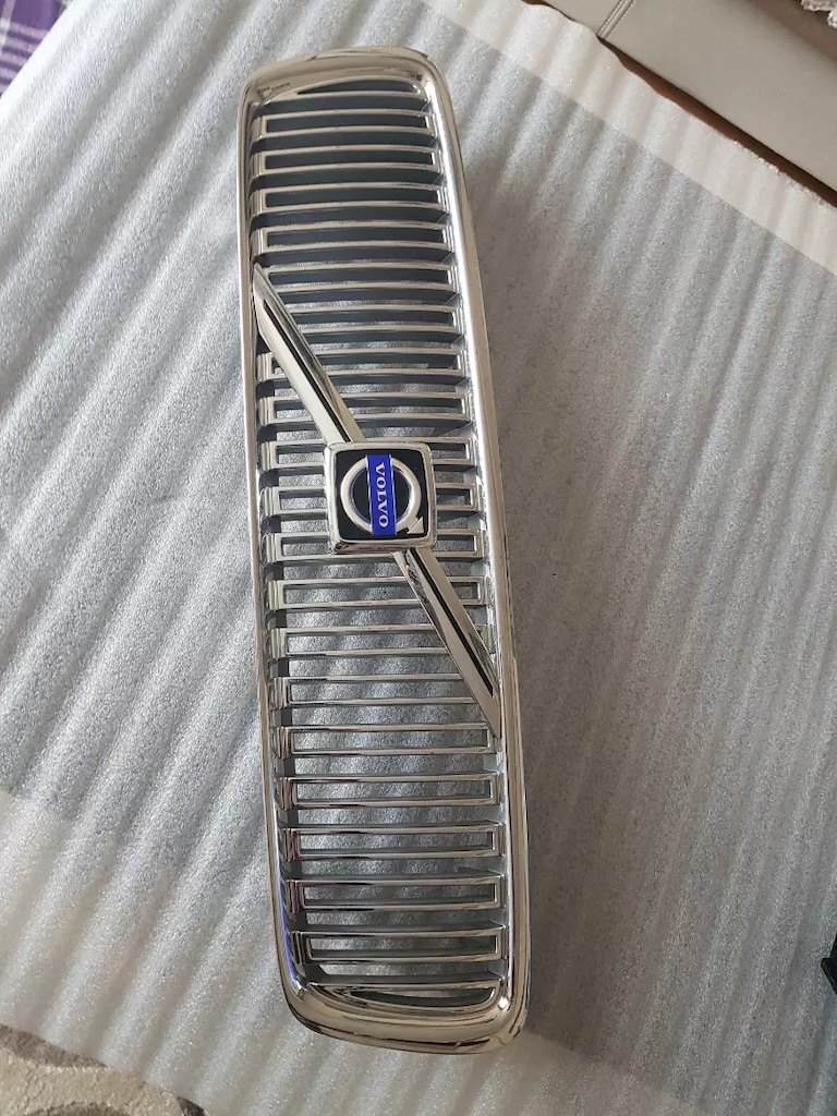 VOLVO V70 Ön Tampon Panjur Grille 2001-2006 yılları arası modellere. - 8
