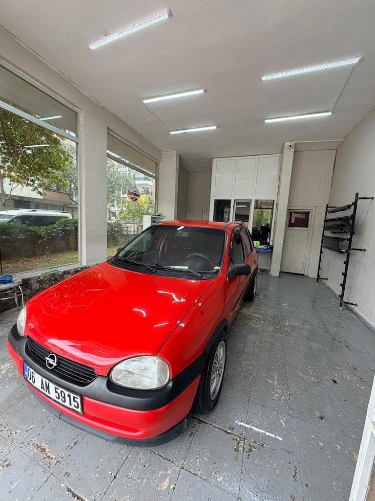 98 Opel corsa - 3